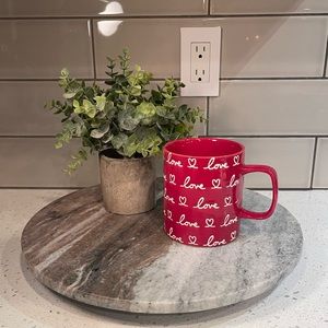 NWT - GLOBAL DESIGN Red Mug with LOVE All Over – 18 oz